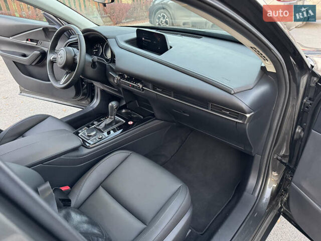 Серый Мазда CX-30, объемом двигателя 2.5 л и пробегом 2 тыс. км за 25550 $, фото 17 на Automoto.ua