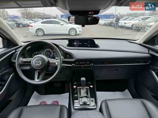 Сірий Мазда CX-30, об'ємом двигуна 2.49 л та пробігом 2 тис. км за 23500 $, фото 16 на Automoto.ua