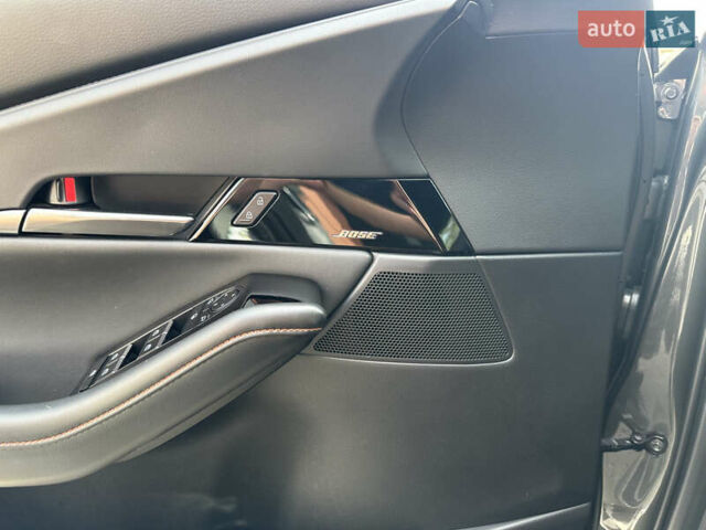 Серый Мазда CX-30, объемом двигателя 2 л и пробегом 7 тыс. км за 35500 $, фото 32 на Automoto.ua