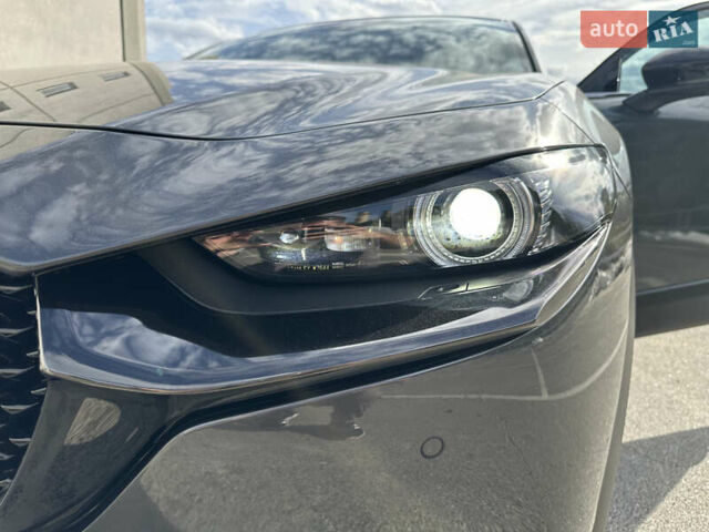 Серый Мазда CX-30, объемом двигателя 2 л и пробегом 7 тыс. км за 35500 $, фото 63 на Automoto.ua