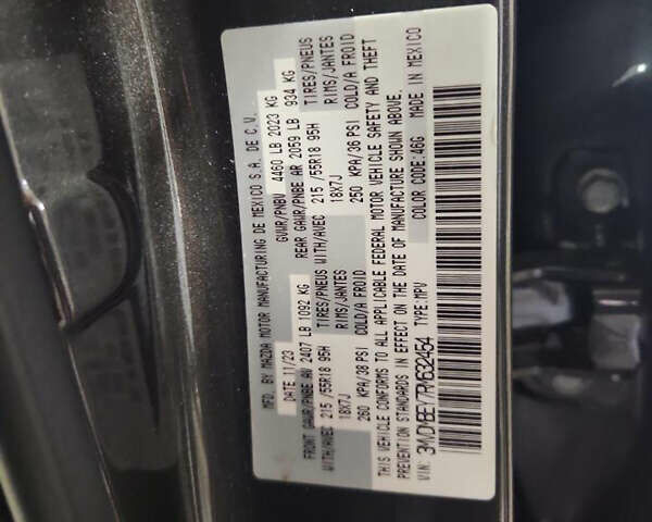 Серый Мазда CX-30, объемом двигателя 0 л и пробегом 45 тыс. км за 13900 $, фото 7 на Automoto.ua