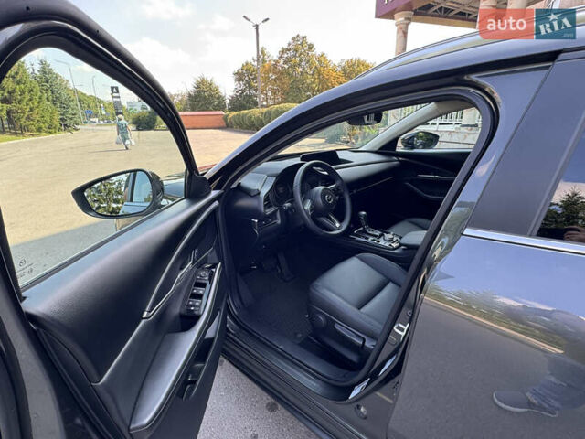 Серый Мазда CX-30, объемом двигателя 2.5 л и пробегом 3 тыс. км за 21900 $, фото 15 на Automoto.ua