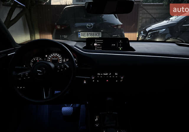 Серый Мазда CX-30, объемом двигателя 2 л и пробегом 7 тыс. км за 35500 $, фото 98 на Automoto.ua