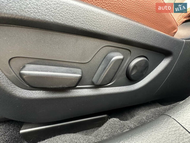 Серый Мазда CX-30, объемом двигателя 2 л и пробегом 7 тыс. км за 35500 $, фото 49 на Automoto.ua