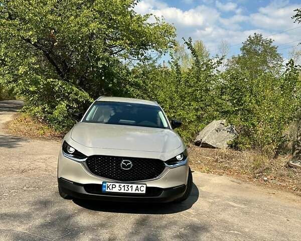 Сірий Мазда CX-30, об'ємом двигуна 2.49 л та пробігом 29 тис. км за 23900 $, фото 13 на Automoto.ua