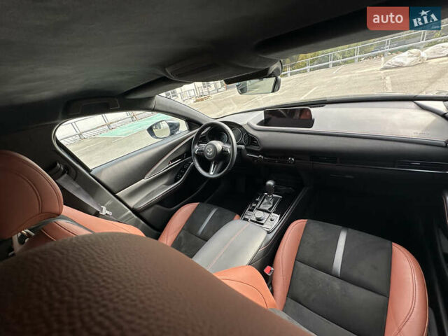 Серый Мазда CX-30, объемом двигателя 2 л и пробегом 7 тыс. км за 35500 $, фото 51 на Automoto.ua