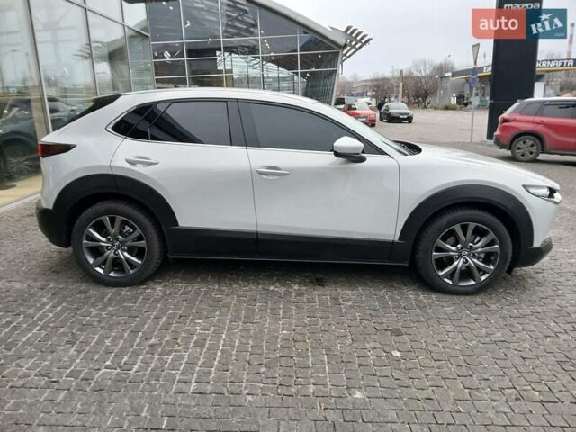 Серый Мазда CX-30, объемом двигателя 2 л и пробегом 1 тыс. км за 29900 $, фото 4 на Automoto.ua