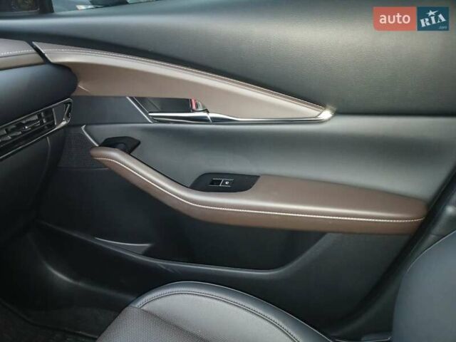 Серый Мазда CX-30, объемом двигателя 2 л и пробегом 1 тыс. км за 29900 $, фото 25 на Automoto.ua