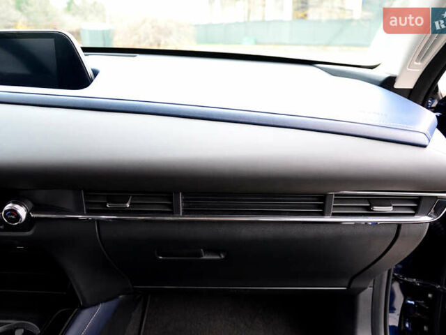 Синий Мазда CX-30, объемом двигателя 2.49 л и пробегом 105 тыс. км за 18199 $, фото 34 на Automoto.ua