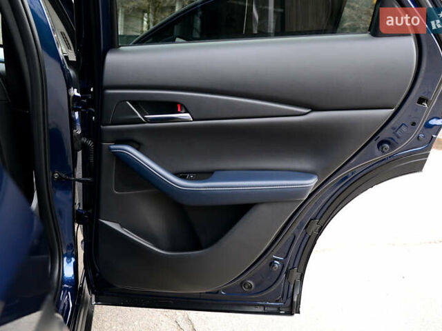 Синий Мазда CX-30, объемом двигателя 2.49 л и пробегом 105 тыс. км за 18199 $, фото 24 на Automoto.ua