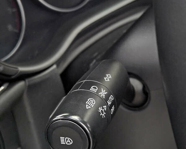 Синий Мазда CX-30, объемом двигателя 2.49 л и пробегом 105 тыс. км за 18199 $, фото 36 на Automoto.ua