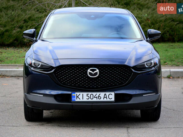 Синий Мазда CX-30, объемом двигателя 2.49 л и пробегом 105 тыс. км за 18199 $, фото 1 на Automoto.ua