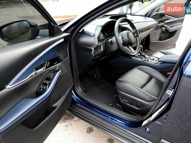 Синий Мазда CX-30, объемом двигателя 2.49 л и пробегом 105 тыс. км за 18199 $, фото 15 на Automoto.ua