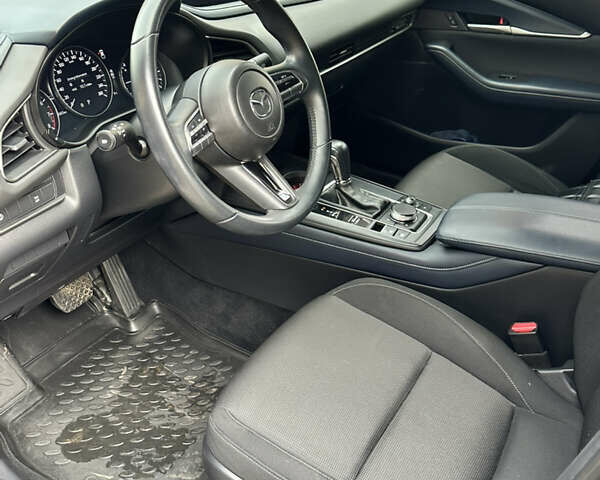 Синий Мазда CX-30, объемом двигателя 2.49 л и пробегом 63 тыс. км за 18400 $, фото 7 на Automoto.ua
