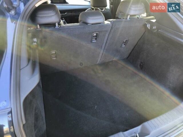 Синий Мазда CX-30, объемом двигателя 2.5 л и пробегом 55 тыс. км за 21500 $, фото 12 на Automoto.ua