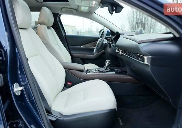 Синий Мазда CX-30, объемом двигателя 2.49 л и пробегом 57 тыс. км за 22990 $, фото 14 на Automoto.ua