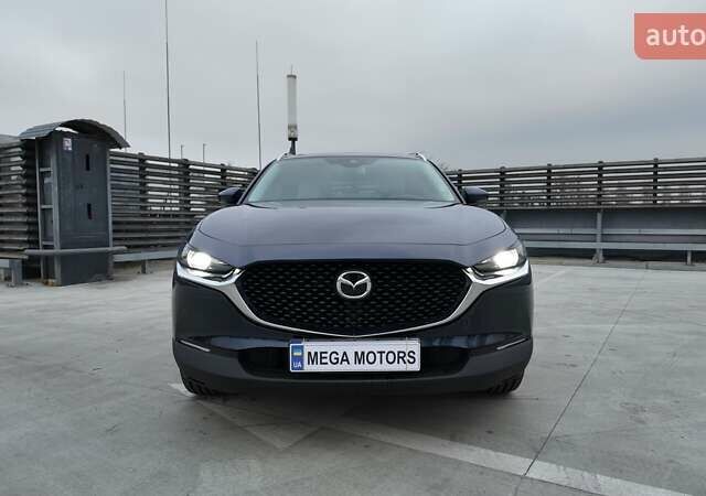 Синий Мазда CX-30, объемом двигателя 2.49 л и пробегом 57 тыс. км за 22990 $, фото 1 на Automoto.ua