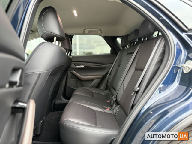 Синий Мазда CX-30, объемом двигателя 2 л и пробегом 46 тыс. км за 25000 $, фото 1 на Automoto.ua