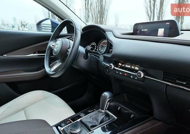 Синий Мазда CX-30, объемом двигателя 2.49 л и пробегом 57 тыс. км за 22990 $, фото 15 на Automoto.ua