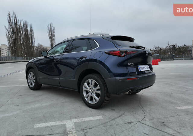 Синий Мазда CX-30, объемом двигателя 2.49 л и пробегом 57 тыс. км за 22990 $, фото 3 на Automoto.ua
