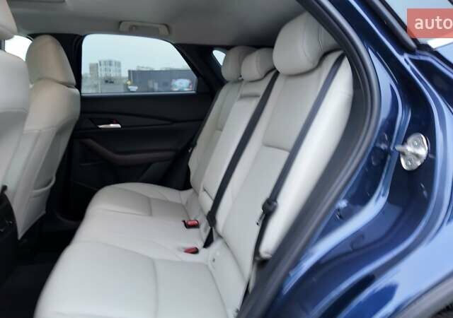 Синий Мазда CX-30, объемом двигателя 2.49 л и пробегом 57 тыс. км за 22990 $, фото 11 на Automoto.ua