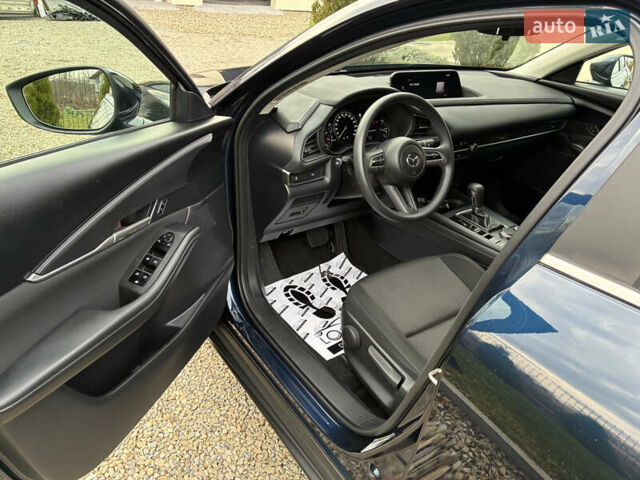 Синій Мазда CX-30, об'ємом двигуна 2.5 л та пробігом 93 тис. км за 16500 $, фото 12 на Automoto.ua