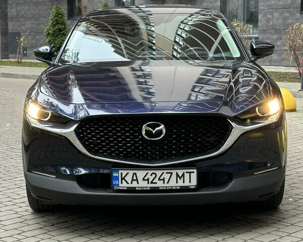 Синий Мазда CX-30, объемом двигателя 2 л и пробегом 63 тыс. км за 18950 $, фото 1 на Automoto.ua