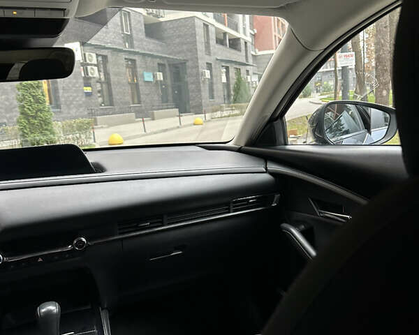 Синий Мазда CX-30, объемом двигателя 2 л и пробегом 63 тыс. км за 18950 $, фото 10 на Automoto.ua