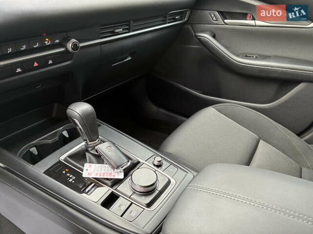 Синій Мазда CX-30, об'ємом двигуна 2.5 л та пробігом 93 тис. км за 16500 $, фото 24 на Automoto.ua