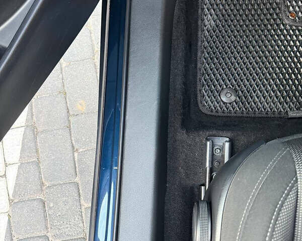 Синій Мазда CX-30, об'ємом двигуна 2 л та пробігом 106 тис. км за 22000 $, фото 29 на Automoto.ua
