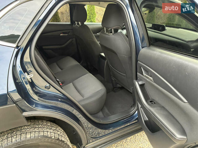 Синій Мазда CX-30, об'ємом двигуна 2.5 л та пробігом 93 тис. км за 16500 $, фото 18 на Automoto.ua