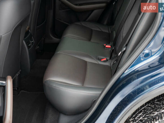 Синий Мазда CX-30, объемом двигателя 2.49 л и пробегом 90 тыс. км за 19999 $, фото 35 на Automoto.ua