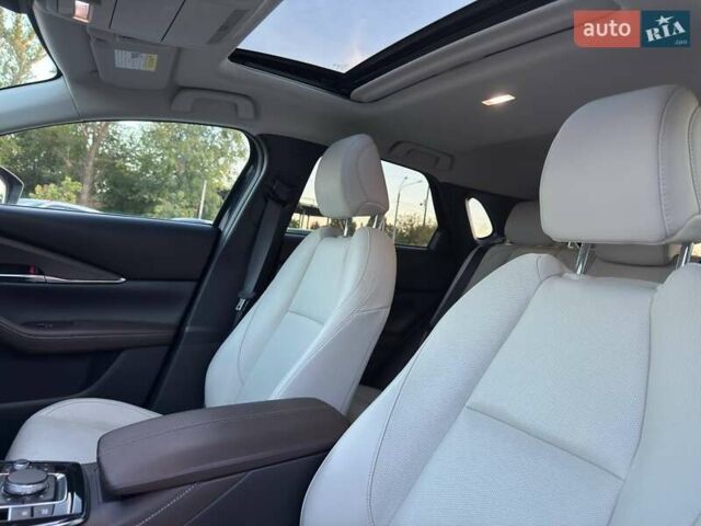Синій Мазда CX-30, об'ємом двигуна 2.5 л та пробігом 28 тис. км за 25000 $, фото 14 на Automoto.ua