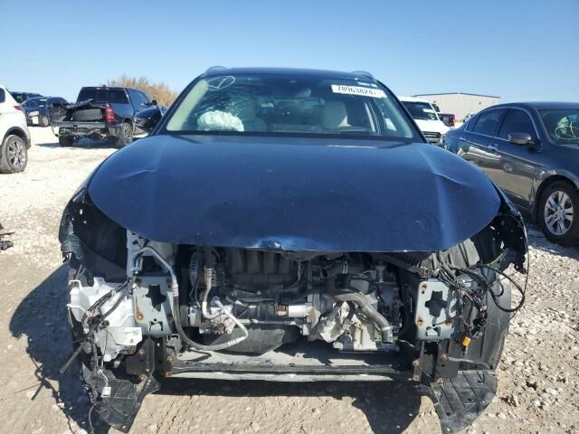 Синий Мазда CX-30, объемом двигателя 2.5 л и пробегом 32 тыс. км за 11000 $, фото 1 на Automoto.ua