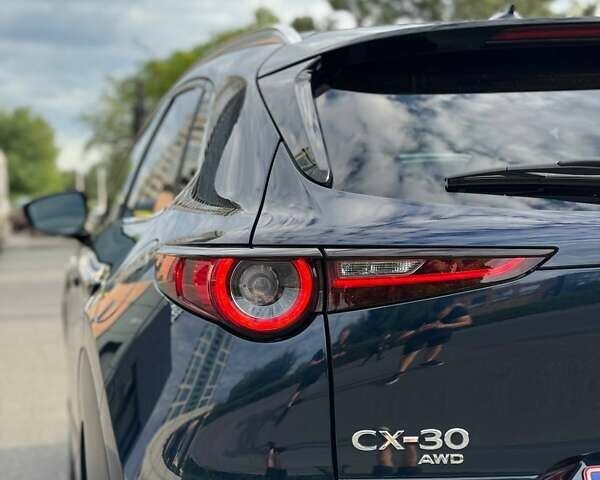 Синий Мазда CX-30, объемом двигателя 2.49 л и пробегом 82 тыс. км за 20500 $, фото 6 на Automoto.ua