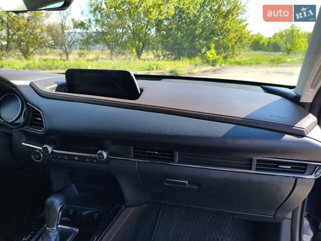 Синій Мазда CX-30, об'ємом двигуна 2.49 л та пробігом 21 тис. км за 25000 $, фото 16 на Automoto.ua