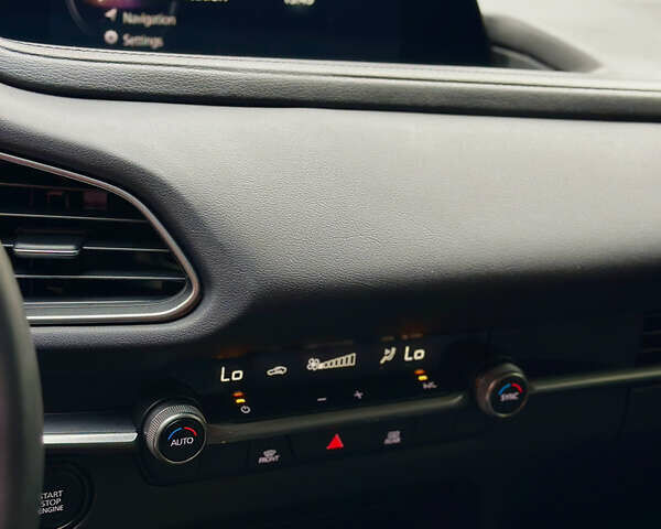 Синий Мазда CX-30, объемом двигателя 2.49 л и пробегом 37 тыс. км за 22999 $, фото 17 на Automoto.ua