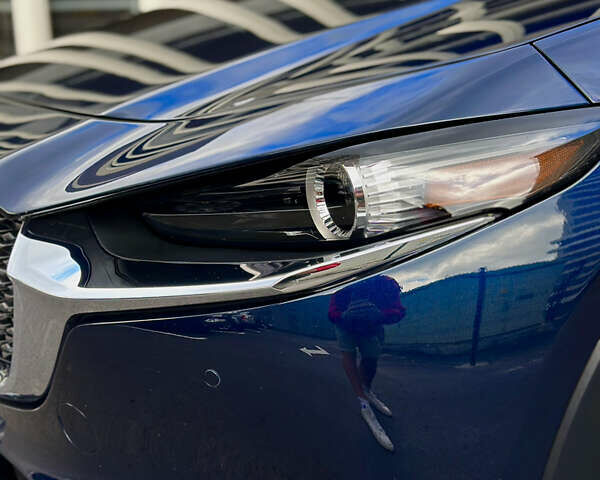 Синий Мазда CX-30, объемом двигателя 2.49 л и пробегом 37 тыс. км за 22999 $, фото 13 на Automoto.ua