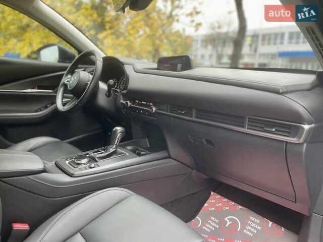 Синий Мазда CX-30, объемом двигателя 2.5 л и пробегом 38 тыс. км за 20900 $, фото 28 на Automoto.ua