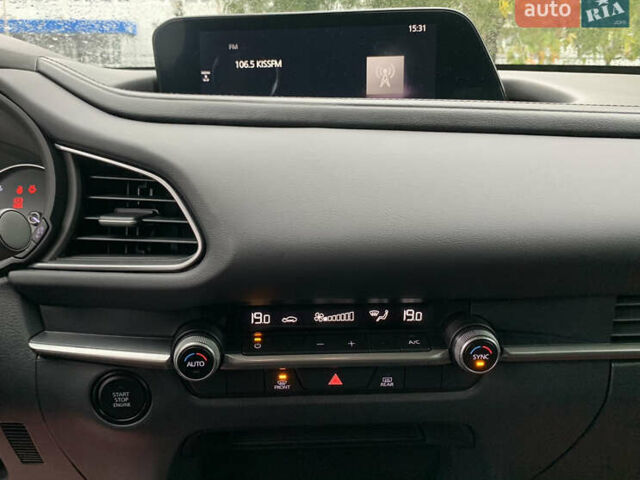Синий Мазда CX-30, объемом двигателя 2.5 л и пробегом 38 тыс. км за 21900 $, фото 35 на Automoto.ua