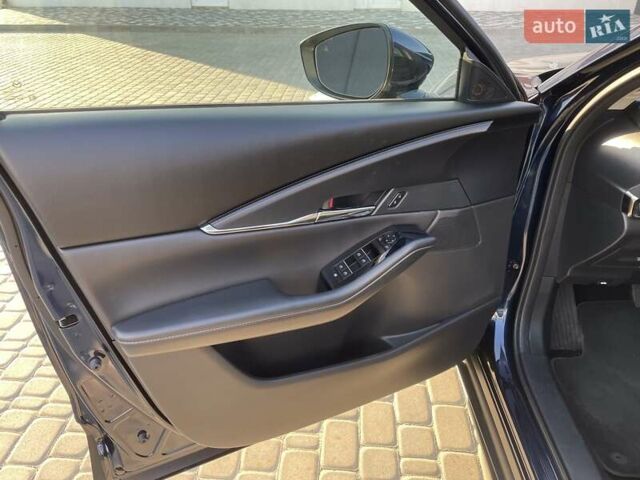Синий Мазда CX-30, объемом двигателя 2.49 л и пробегом 42 тыс. км за 23000 $, фото 36 на Automoto.ua