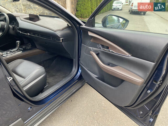 Синій Мазда CX-30, об'ємом двигуна 2.5 л та пробігом 57 тис. км за 19950 $, фото 70 на Automoto.ua