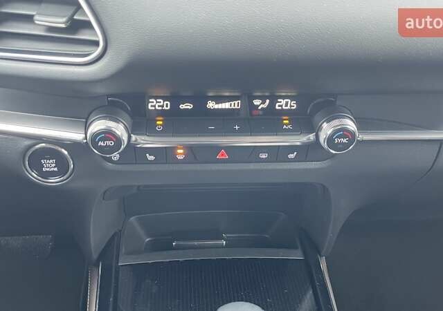 Синій Мазда CX-30, об'ємом двигуна 2 л та пробігом 27 тис. км за 26900 $, фото 25 на Automoto.ua