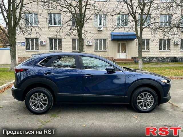 Синий Мазда CX-30, объемом двигателя 2.5 л и пробегом 17 тыс. км за 19800 $, фото 3 на Automoto.ua