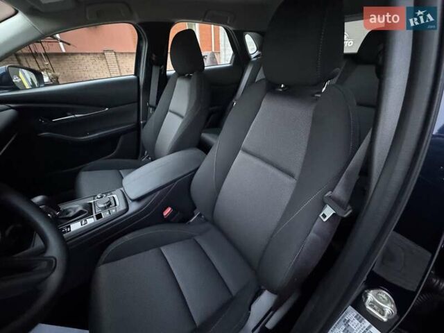 Синий Мазда CX-30, объемом двигателя 2.5 л и пробегом 8 тыс. км за 20999 $, фото 19 на Automoto.ua