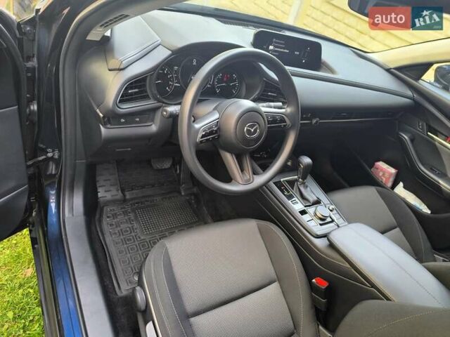 Синий Мазда CX-30, объемом двигателя 2.5 л и пробегом 10 тыс. км за 19200 $, фото 10 на Automoto.ua
