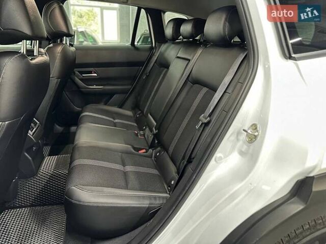 Белый Мазда CX-50, объемом двигателя 2.5 л и пробегом 49 тыс. км за 25999 $, фото 16 на Automoto.ua