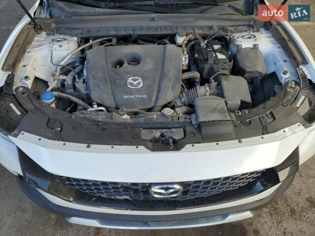 Белый Мазда CX-50, объемом двигателя 2.49 л и пробегом 65 тыс. км за 9200 $, фото 11 на Automoto.ua