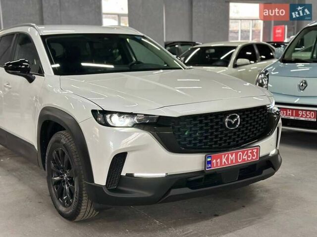 Белый Мазда CX-50, объемом двигателя 2.5 л и пробегом 49 тыс. км за 25999 $, фото 8 на Automoto.ua