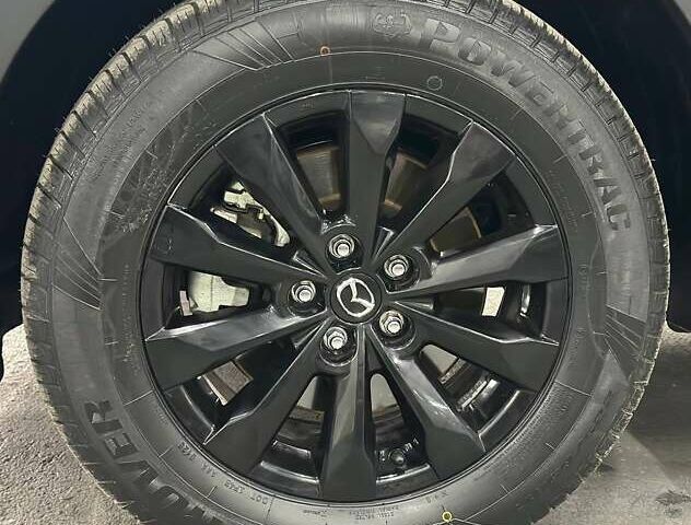 Белый Мазда CX-50, объемом двигателя 2.5 л и пробегом 49 тыс. км за 25999 $, фото 23 на Automoto.ua